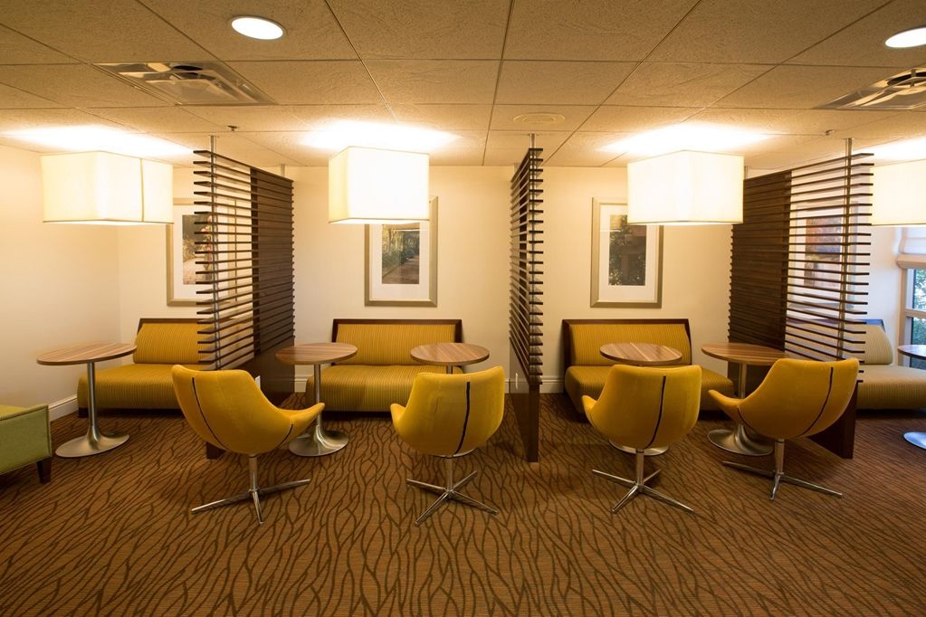 Hilton Garden Inn Dallas/Market Center Restaurant photo